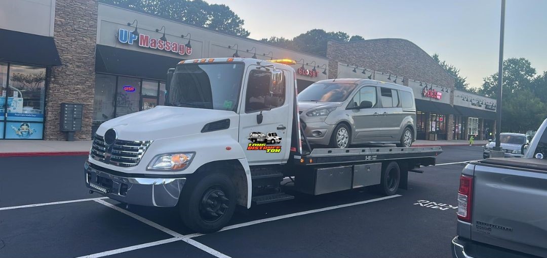 Flatbed towing service Atlanta GA — SUV transport